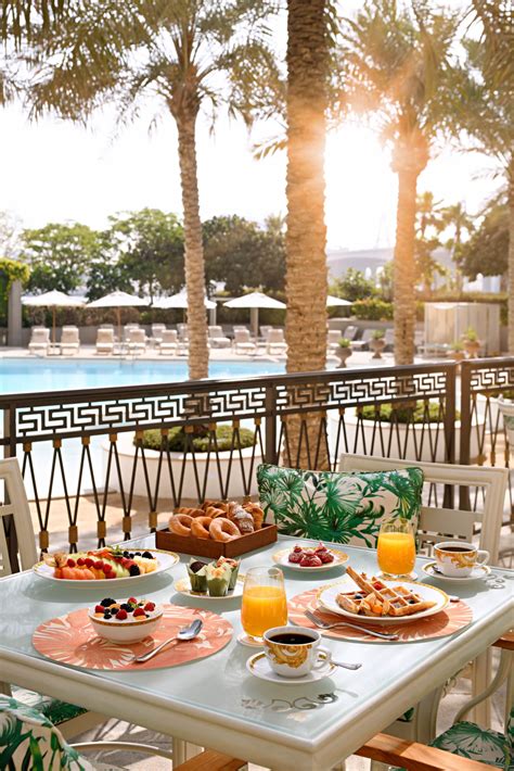 palazzo versace breakfast|giardino versace dubai restaurant.